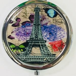 SALE!!! FANCY MAKE- UP MIRROR. NEW!!!